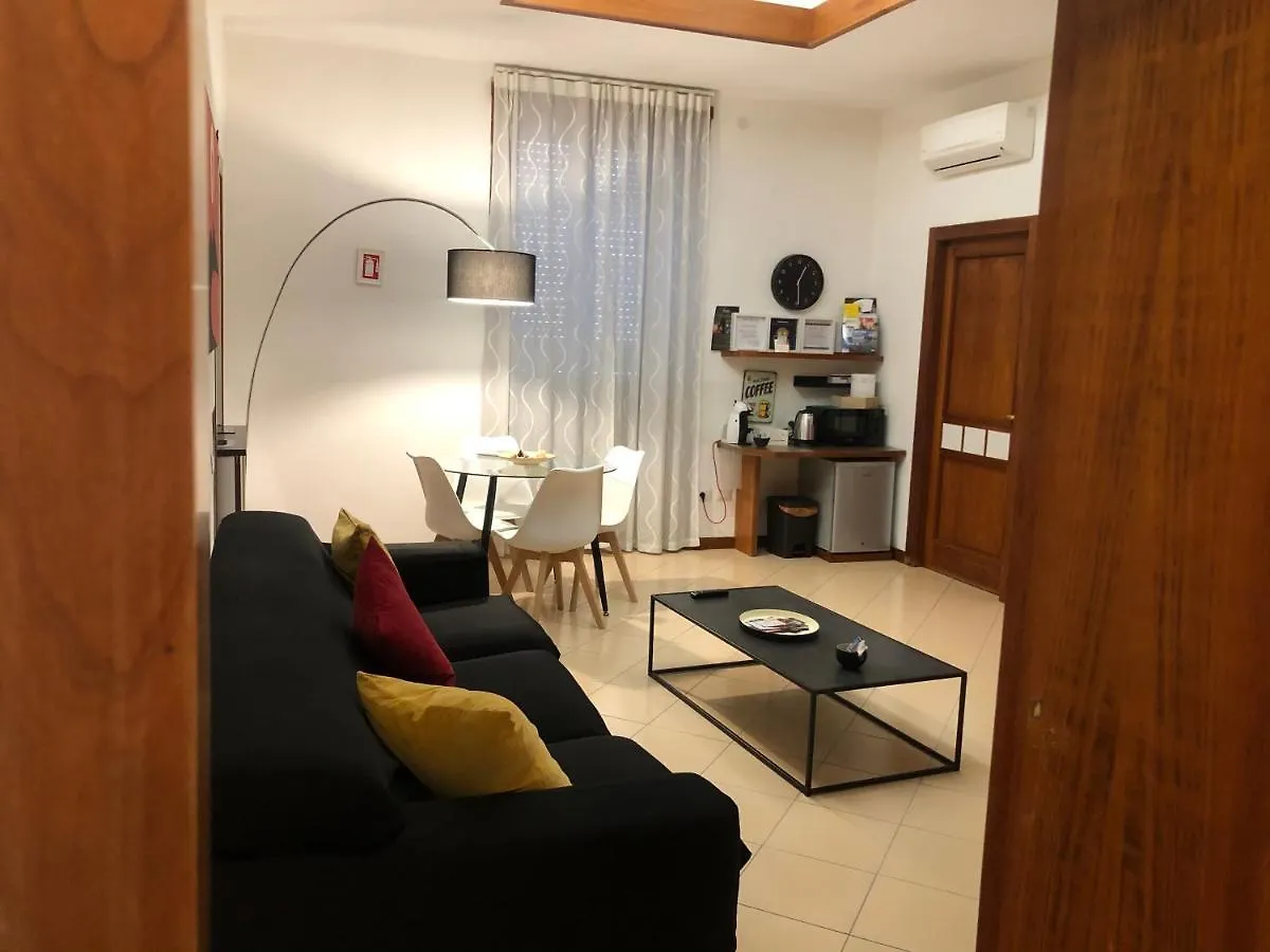 Casa vacanze Casa Chiara Italia classic free parking Napoli