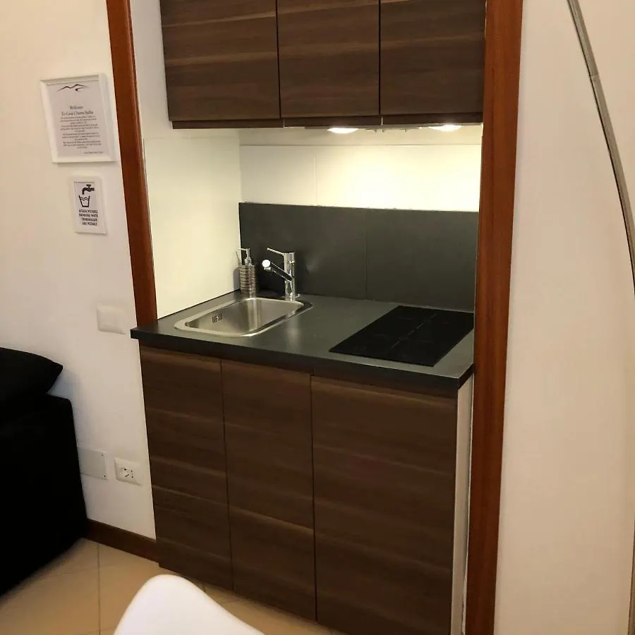 Casa Chiara Italia classic free parking Napoli Italia