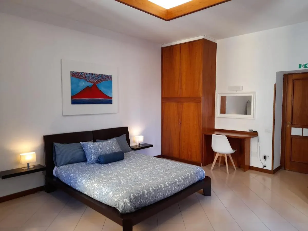 Casa vacanze Casa Chiara Italia classic free parking Napoli Italia