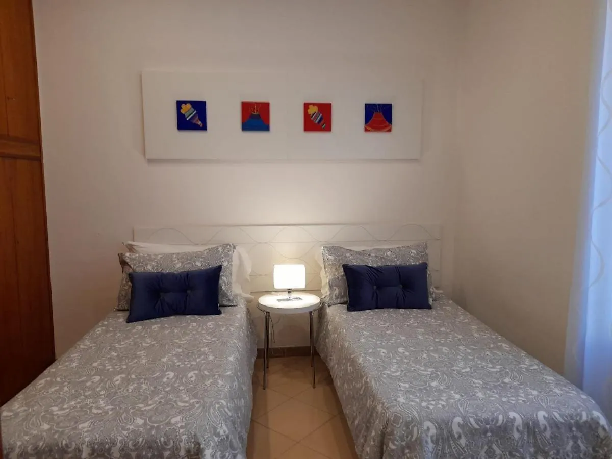 Casa vacanze Casa Chiara Italia classic free parking Napoli